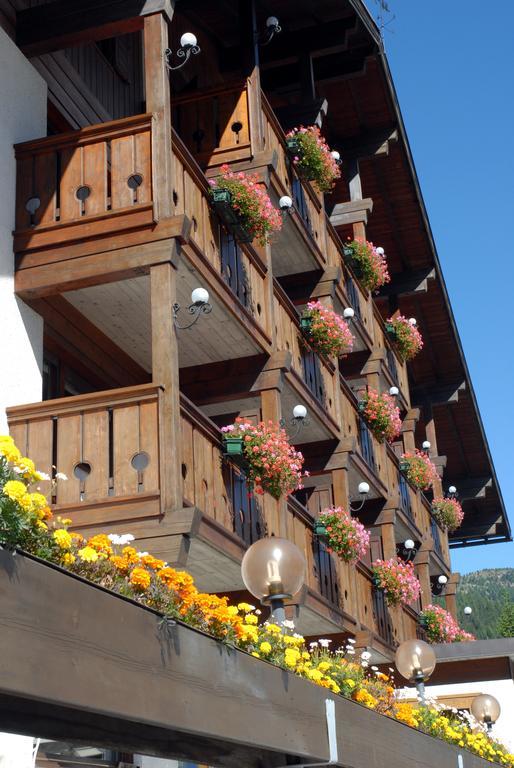 Hotel Orsingher San Martino Di Castrozza Esterno foto