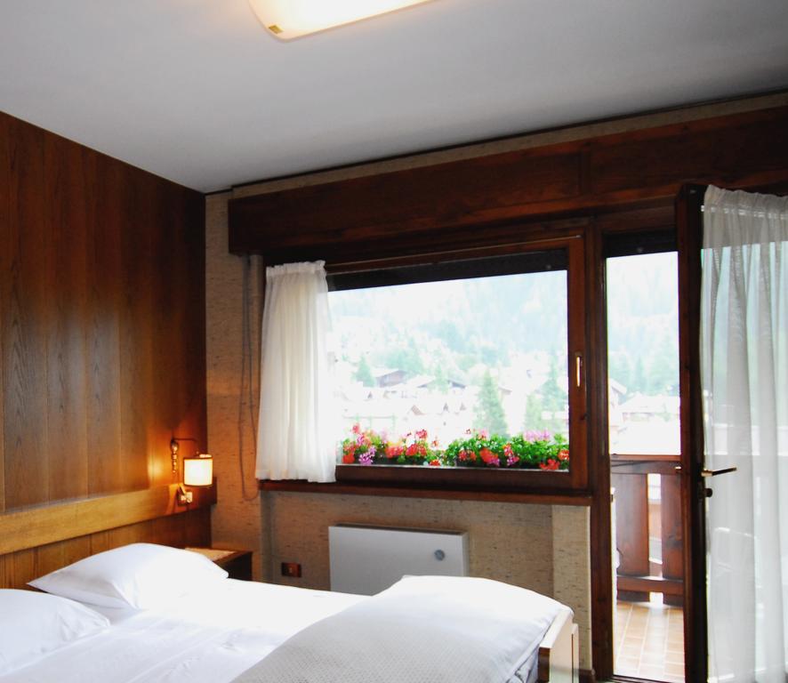 Hotel Orsingher San Martino Di Castrozza Esterno foto