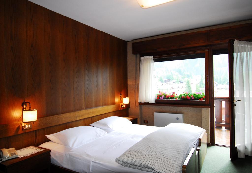 Hotel Orsingher San Martino Di Castrozza Esterno foto